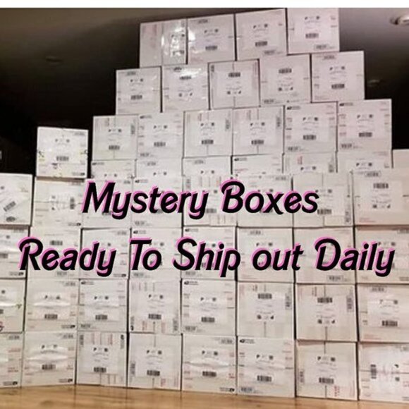 WOMENS LOT 3X MYSTERY BOX $25 - Picture 3 of 3